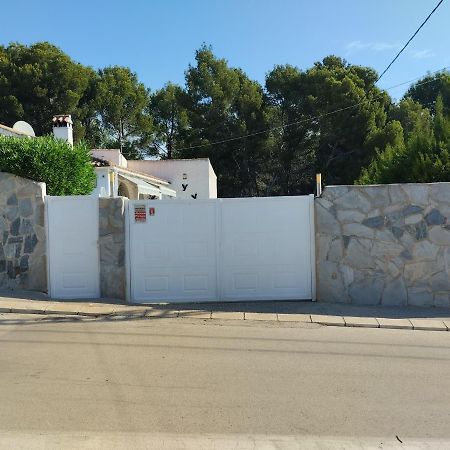 El Romarel Bed & Breakfast L'Alfas del Pi Exterior photo