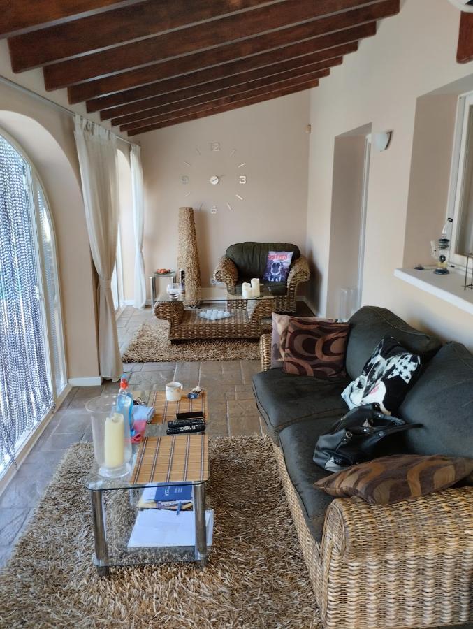 El Romarel Bed & Breakfast L'Alfas del Pi Exterior photo